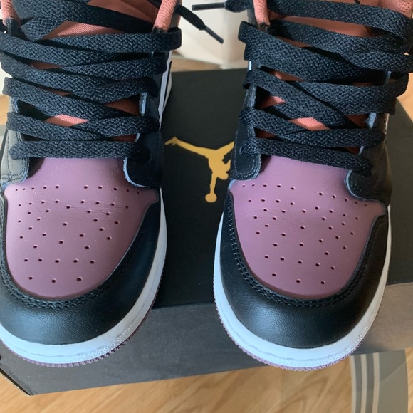 AIR JORDAN 1 LOW SE (GS) - Picture 5 of 5